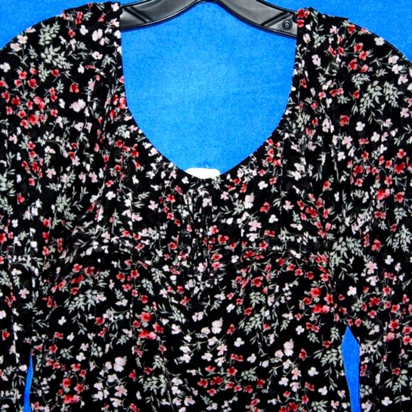Ember Floral Smocked Peplum Blouse L - Picture 4 of 8